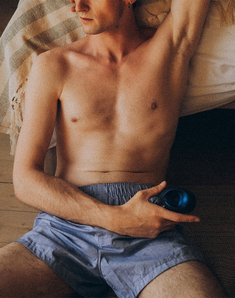 ManWan - Sub One - Vibrating Masturbator with Tapping Feature - Stellar Blue