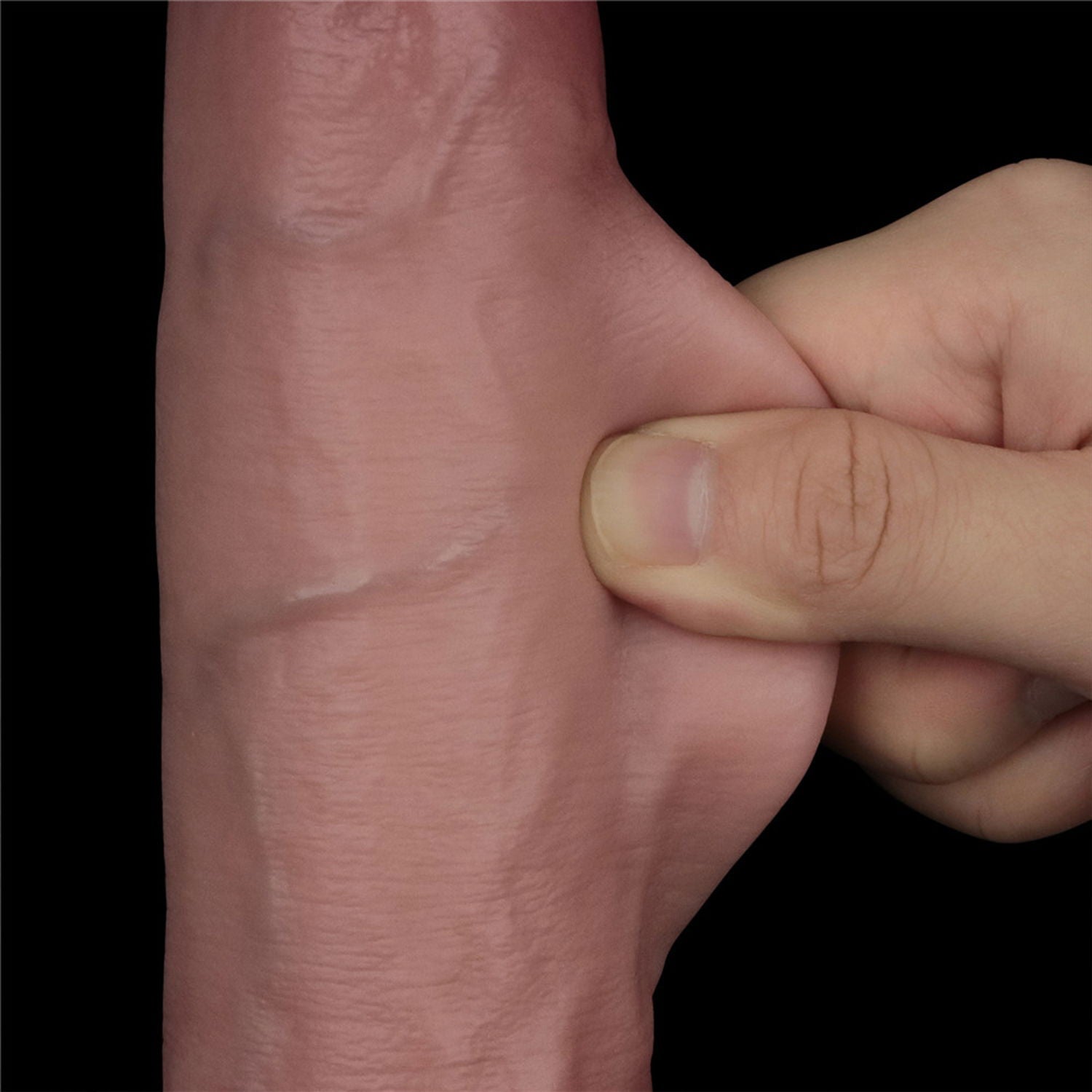 Lovetoy - Sliding Skin Vibrerende Dildo Pro II - Met Afstandsbediening - 23 cm - Lichte Huidskleur-Erotiekvoordeel.nl