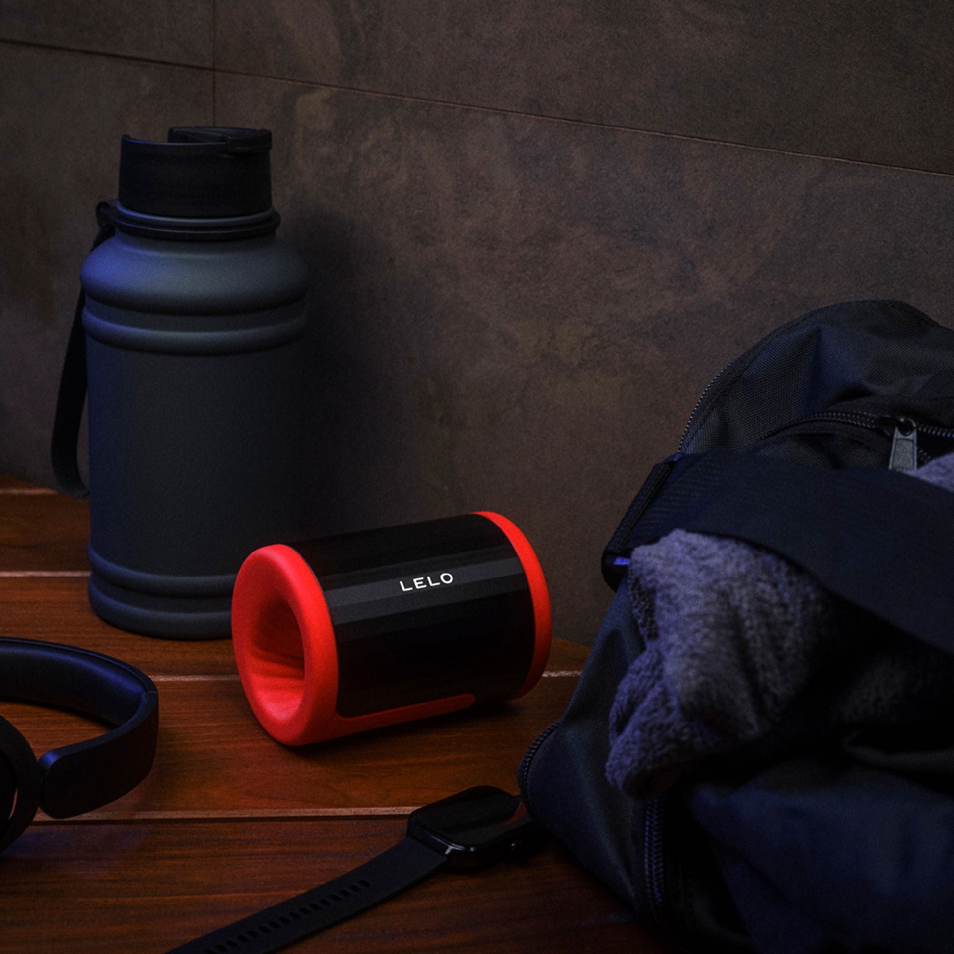 LELO - F2S Master Blaster- Stamina Trainer & Stroker - App Control - Rood-Rimbastore.com