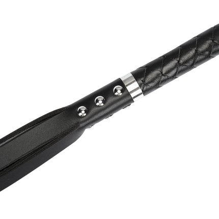 RISE - Lange Flogger met Harde Strengen – Zwart-Rimbastore.com