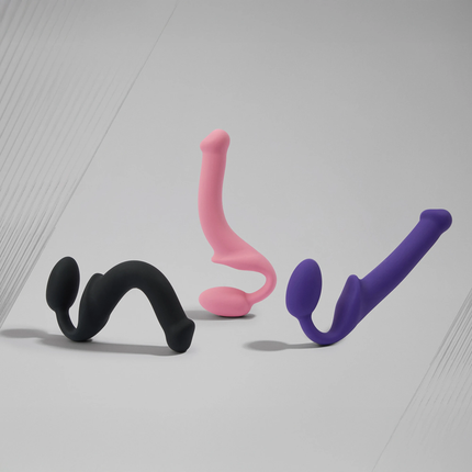 Strap-On-Me - Strapless Strap-on Dildo - Buigbaar - Roze-Rimbastore.com