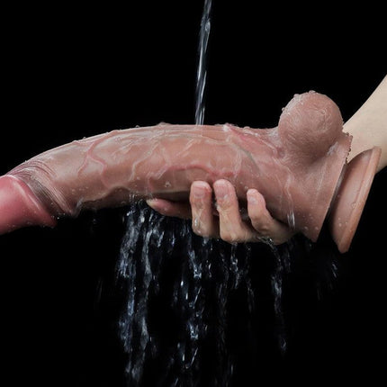 LoveToy - Dubbellaagse Siliconen Dildo - Lengte 29.5 cm - Diameter 5.5 cm - Bruin-Erotiekvoordeel.nl
