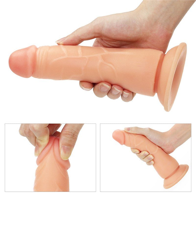 Lovetoy Easy Strap-on Set met dildo van 19 cm - blanke huidskleur - Erotiekvoordeel.nl