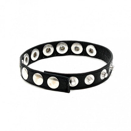 Penisbandje | Penis Strap | Cockring van leer met metalen studs en drukknopen - verstelbaar - Erotiekvoordeel.nl