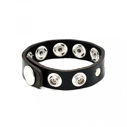 Penisbandje | Penis Strap | Cockring van leer versierd met studs en spijkertjes aan de binnenkant-Erotiekvoordeel.nl