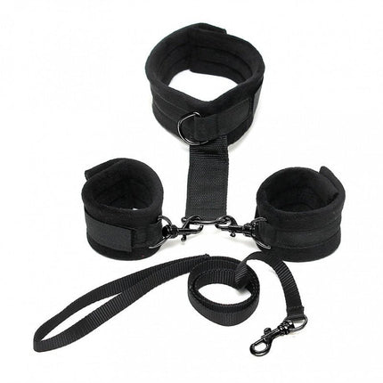 Soft Bondage Collar met handboeien en leiband - zwart - Erotiekvoordeel.nl