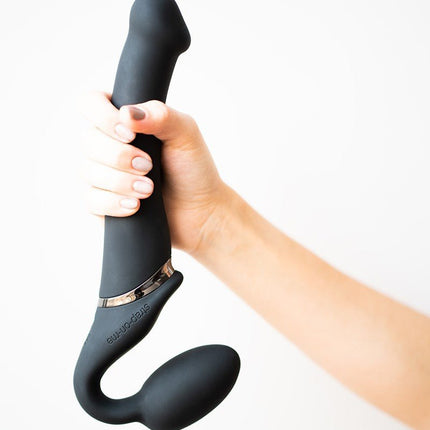 Strap-On-Me Vibrerende Strapless Strapon | Voorbinddildo met 3 motoren - zwart-Erotiekvoordeel.nl